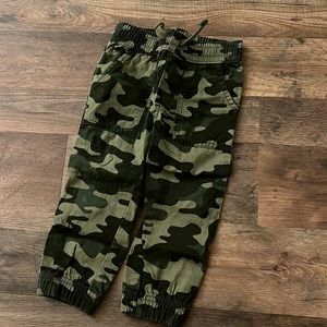 Toddler camo joggers